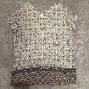 Maurice's white/multicolored pattern blouse, size S